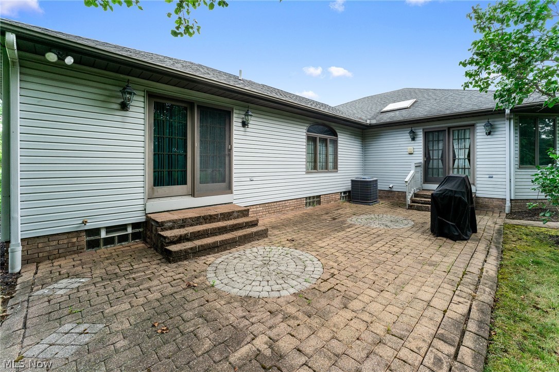 5201 S Saratoga Avenue Austintown OH 44515
