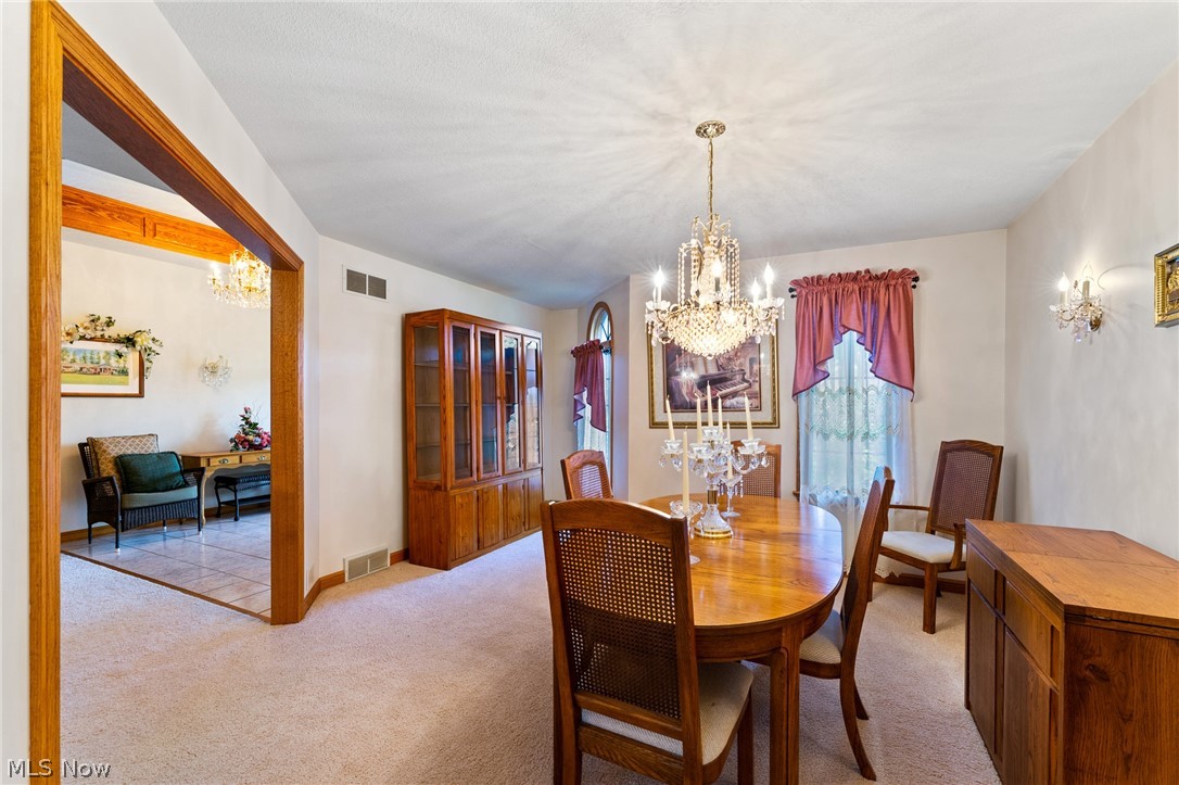 5201 S Saratoga Avenue Austintown OH 44515