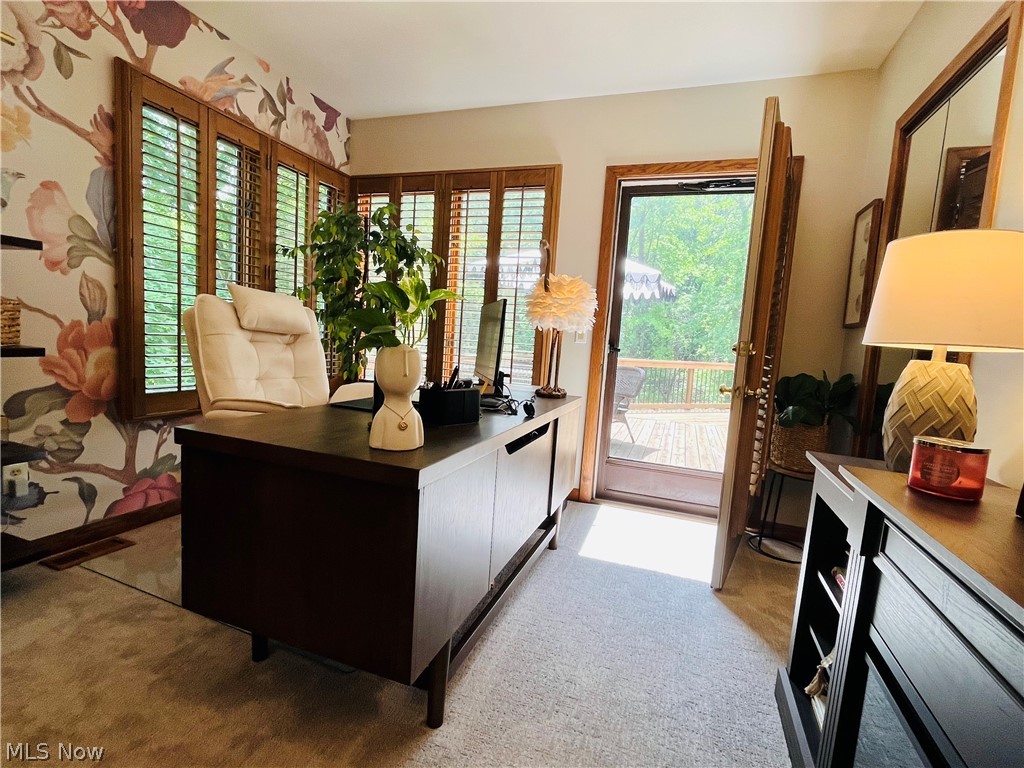 35560 Ridgeway Lane Willoughby OH 44094