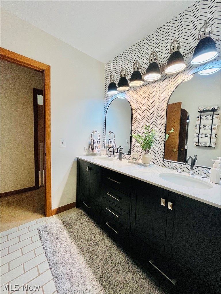 35560 Ridgeway Lane Willoughby OH 44094