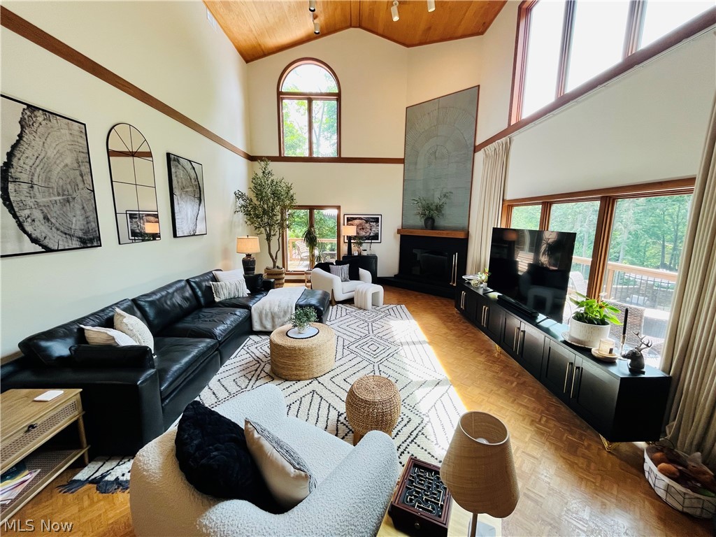 35560 Ridgeway Lane Willoughby OH 44094