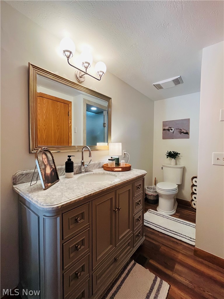 35560 Ridgeway Lane Willoughby OH 44094