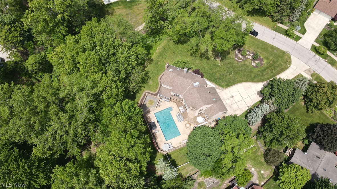 35560 Ridgeway Lane Willoughby OH 44094