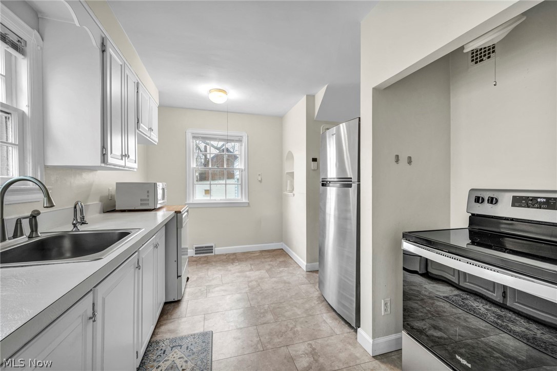 3637 Silsby Road University Heights OH 44118