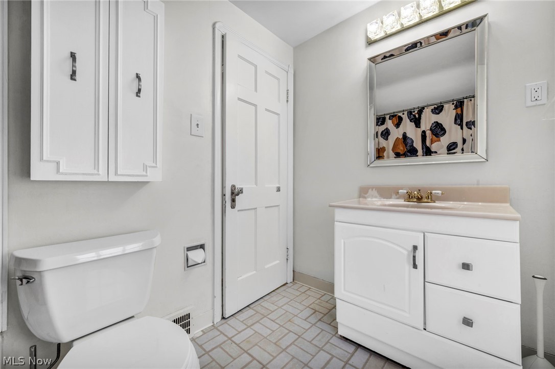 3637 Silsby Road University Heights OH 44118