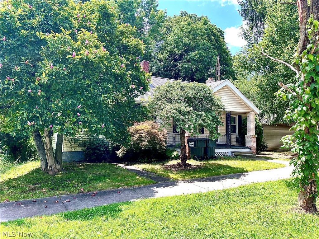 228 E Main Street Freeport OH 43973