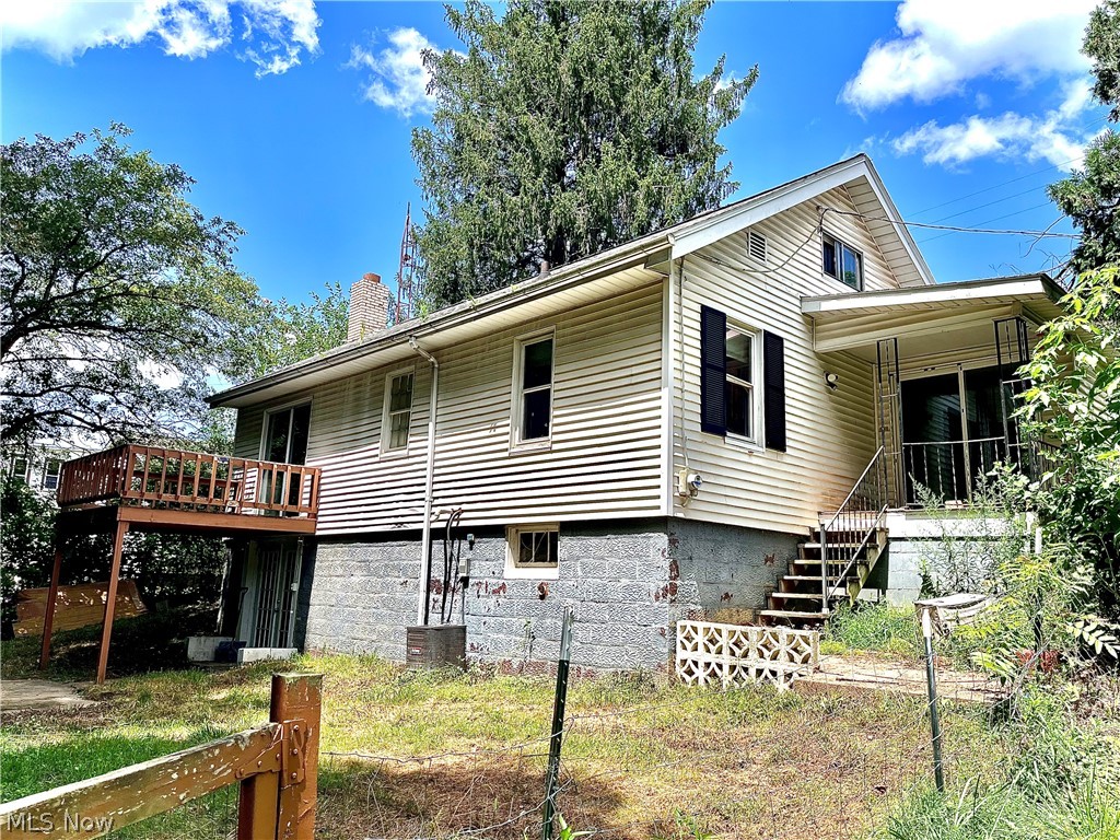 228 E Main Street Freeport OH 43973