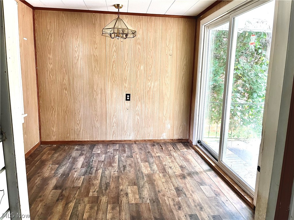 228 E Main Street Freeport OH 43973