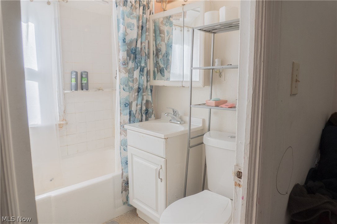 1431 Sulzer Avenue Euclid OH 44132