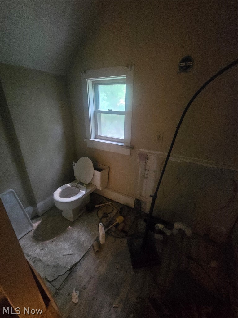 975 Owen Avenue Akron OH 44311