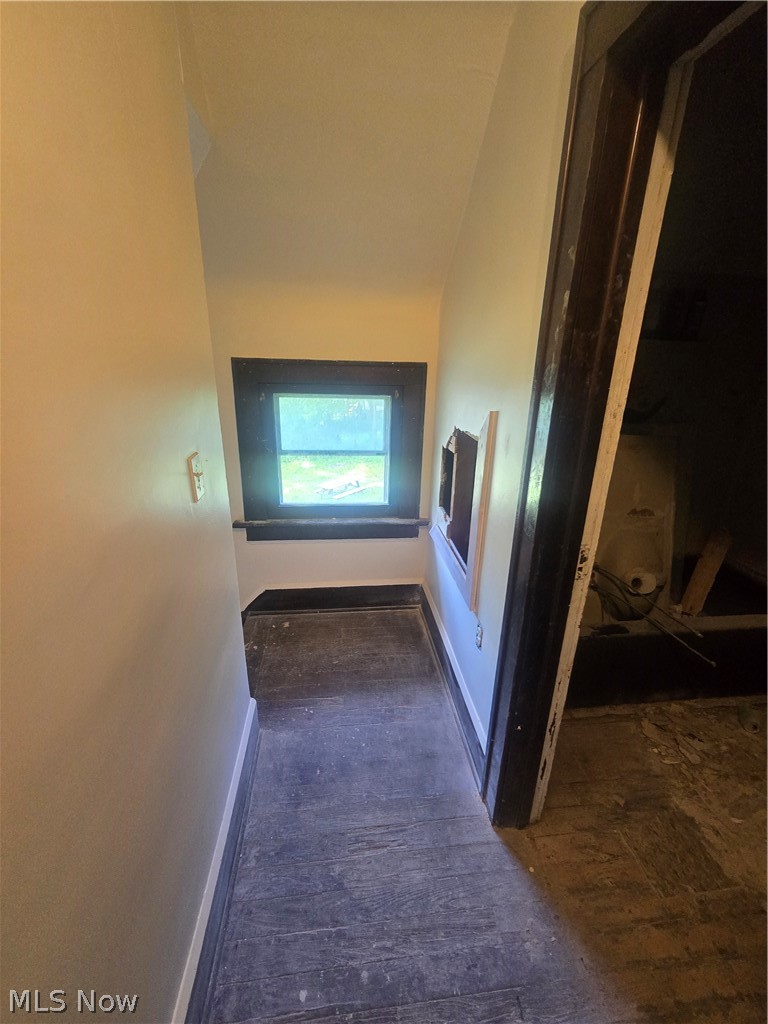 975 Owen Avenue Akron OH 44311