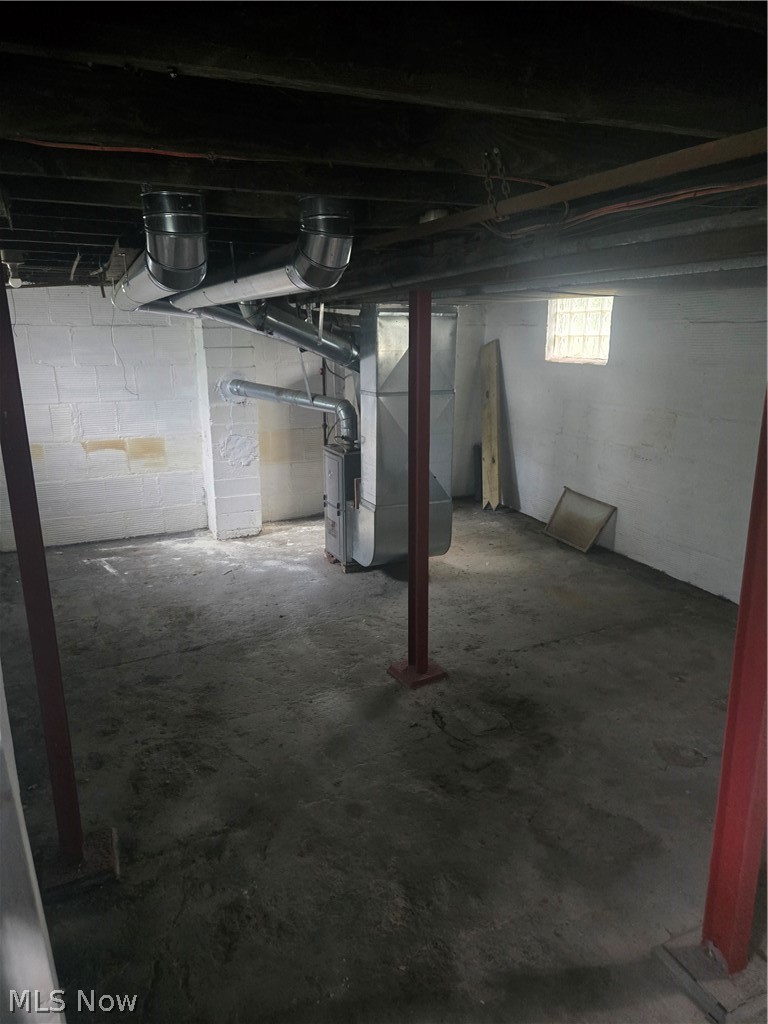 975 Owen Avenue Akron OH 44311