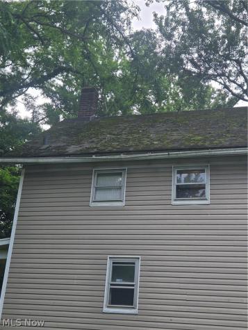 975 Owen Avenue Akron OH 44311
