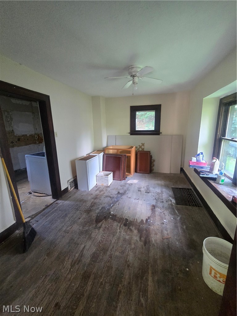 975 Owen Avenue Akron OH 44311