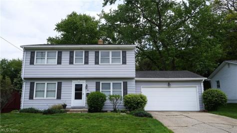93 Sunrise Boulevard E Mogadore OH 44260