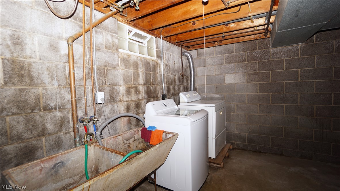 93 Sunrise Boulevard E Mogadore OH 44260