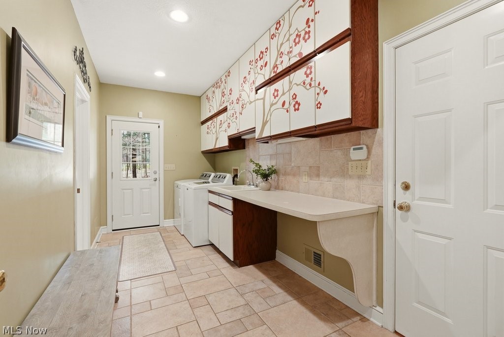 7751 Chagrin Road Chagrin Falls OH 44023