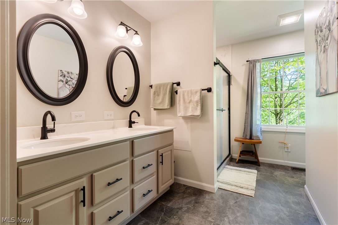 270 Salineville Road NE Carrollton OH 44615