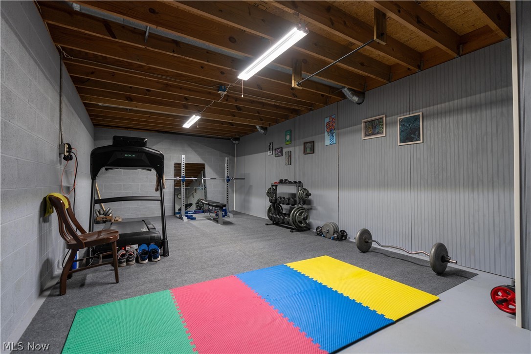 270 Salineville Road NE Carrollton OH 44615