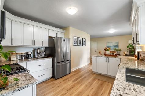 195 Westview Avenue Wadsworth OH 44281