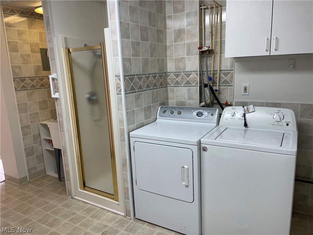 25941 Myrtle Avenue Olmsted Falls OH 44138
