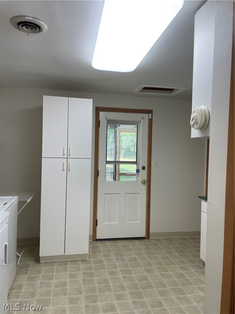 25941 Myrtle Avenue Olmsted Falls OH 44138