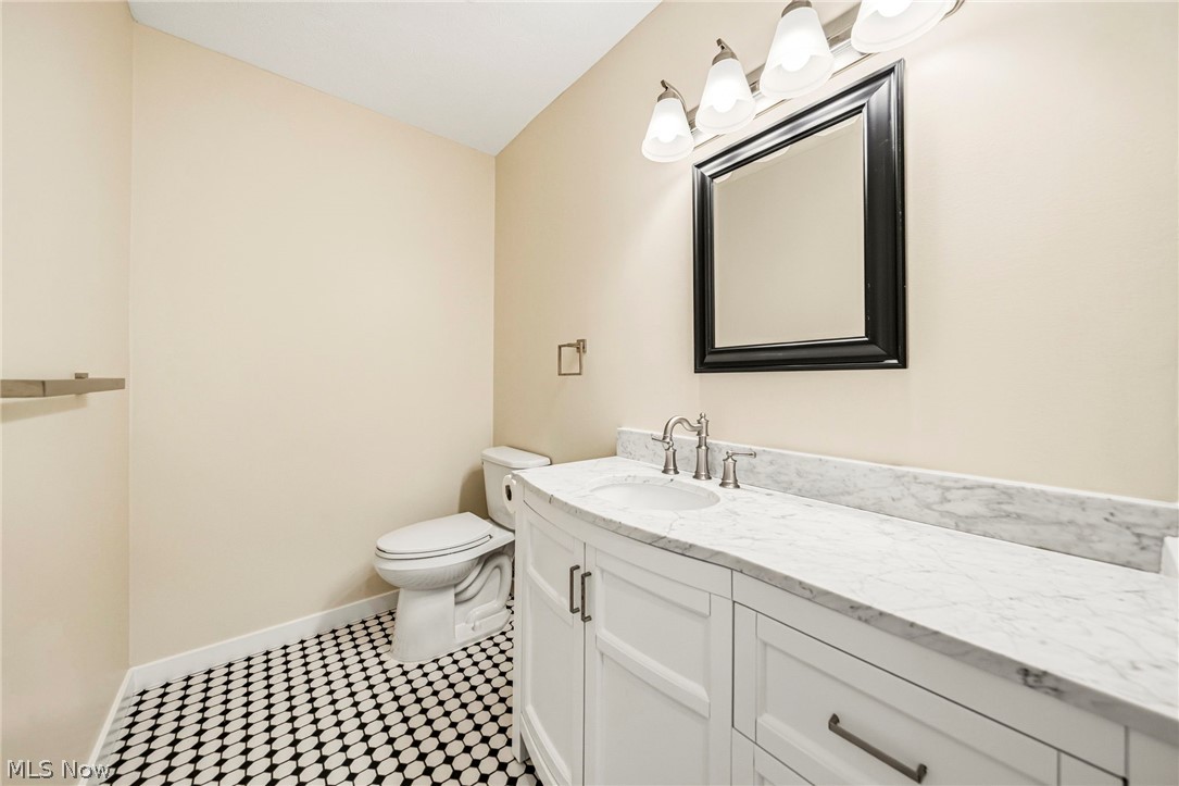 17911 Snyder Road Chagrin Falls OH 44023