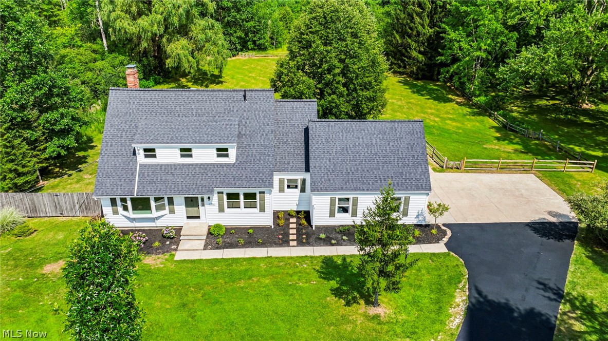 17911 Snyder Road Chagrin Falls OH 44023