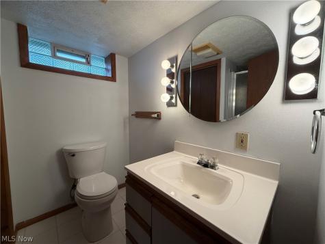 6608 Charles Avenue Parma OH 44129
