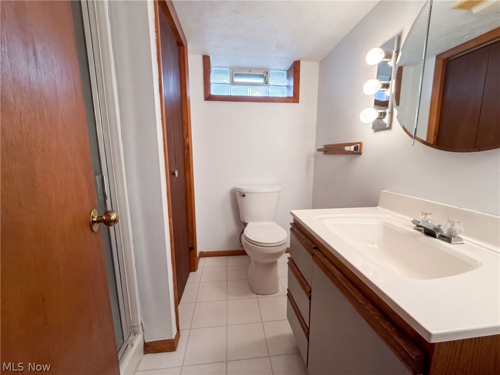 6608 Charles Avenue Parma OH 44129