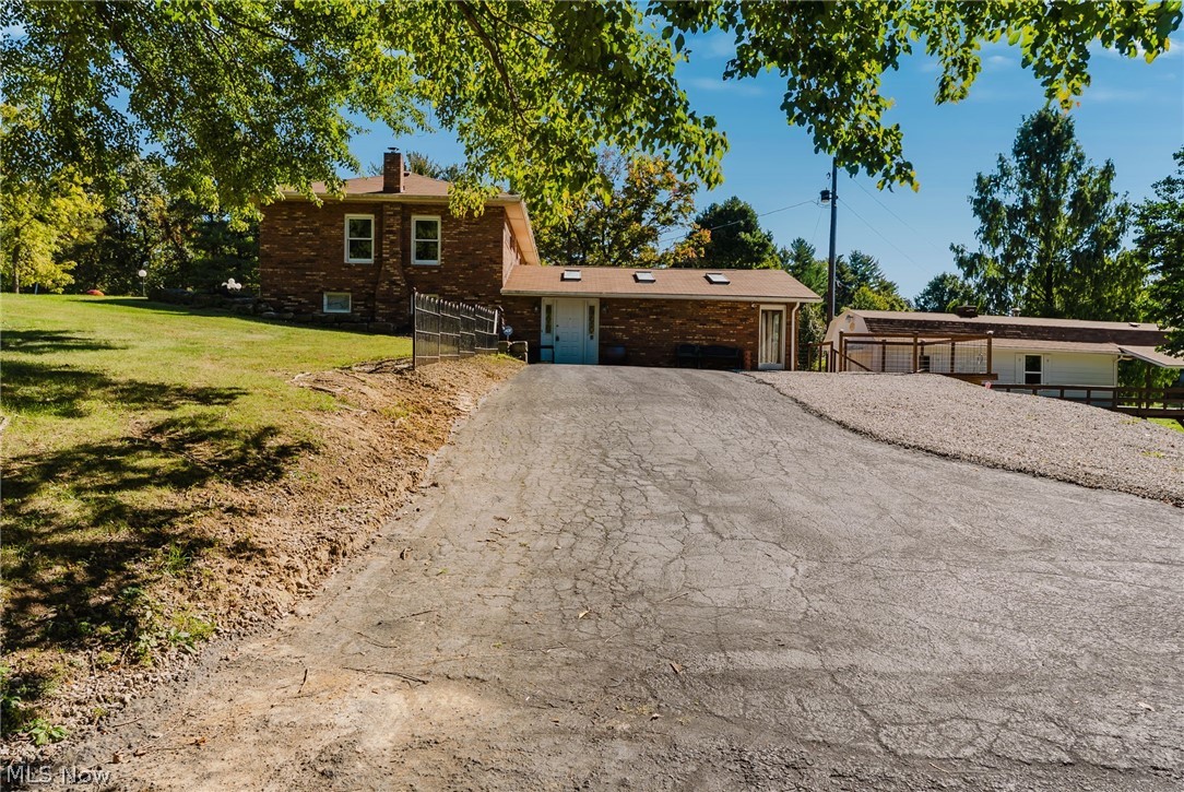 15231 Wolfe Bennett Road Nelsonville OH 45764
