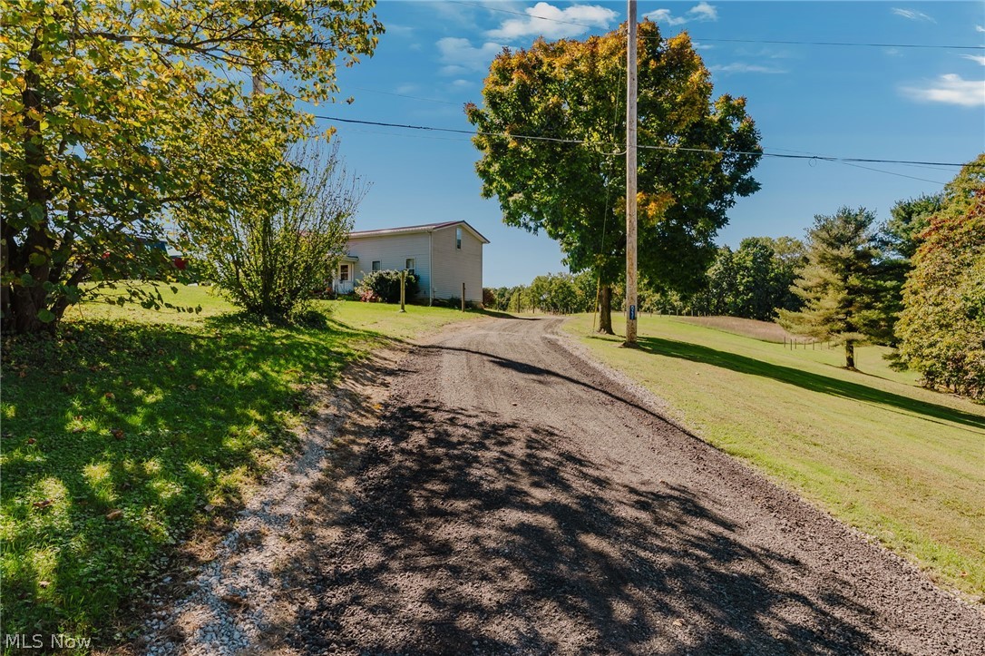 15231 Wolfe Bennett Road Nelsonville OH 45764