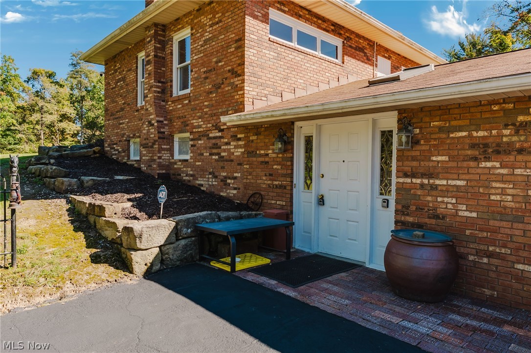 15231 Wolfe Bennett Road Nelsonville OH 45764