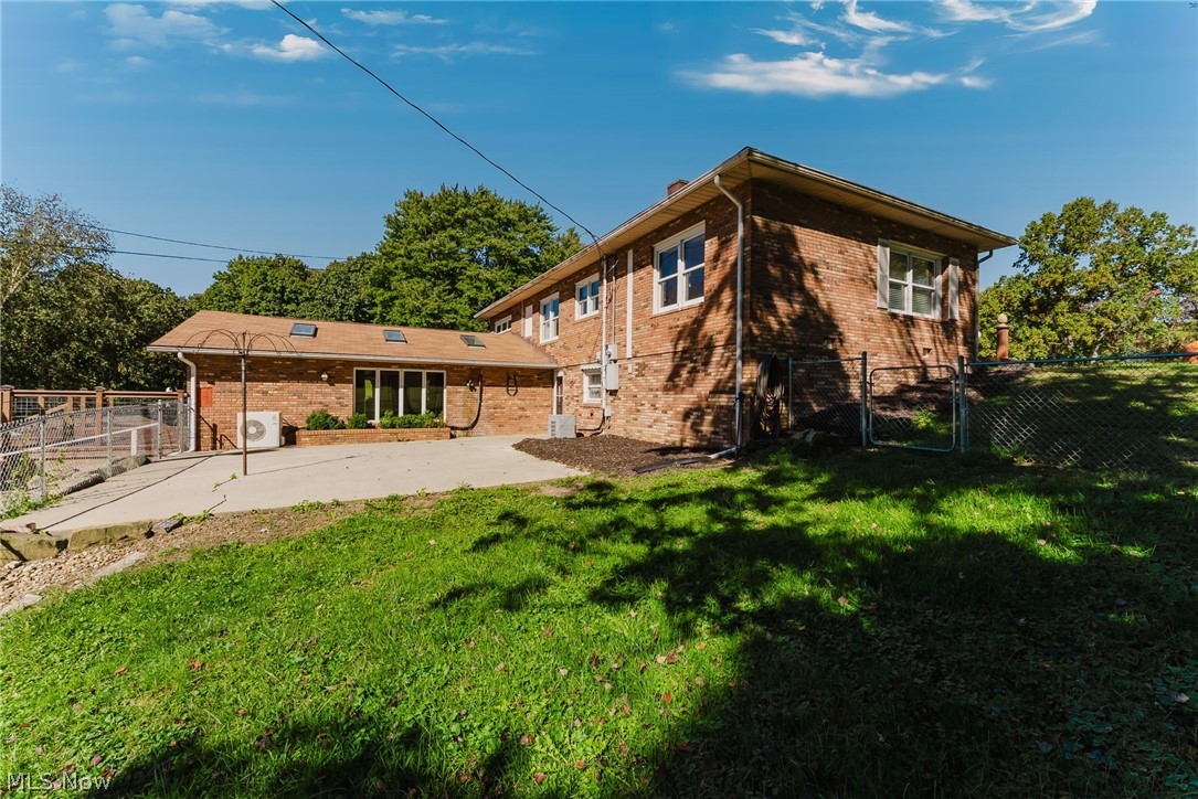 15231 Wolfe Bennett Road Nelsonville OH 45764