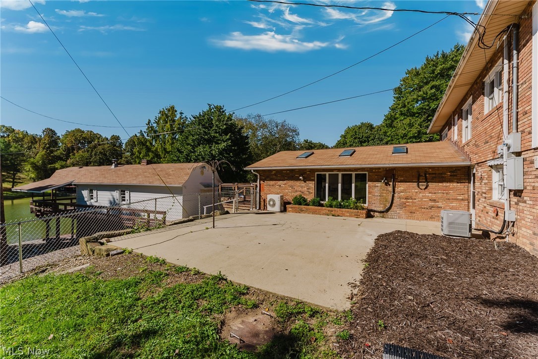 15231 Wolfe Bennett Road Nelsonville OH 45764