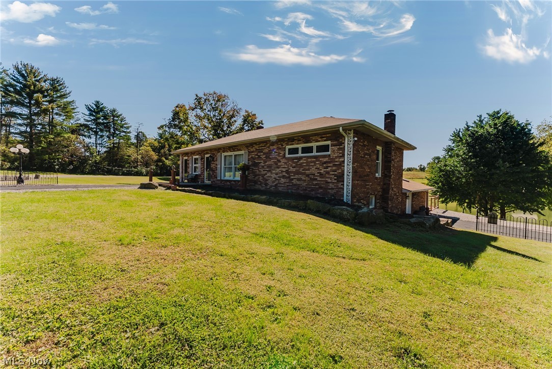 15231 Wolfe Bennett Road Nelsonville OH 45764