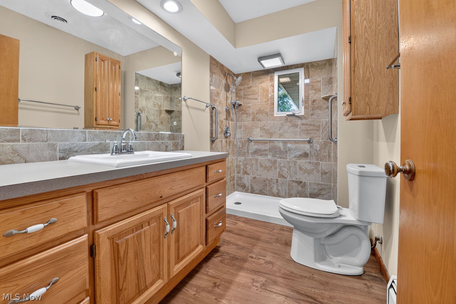 8711 Erie Avenue NW Canal Fulton OH 44614