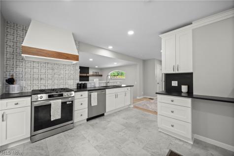 26553 Hilliard Boulevard Westlake OH 44145