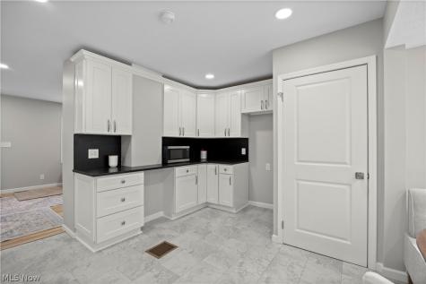 26553 Hilliard Boulevard Westlake OH 44145