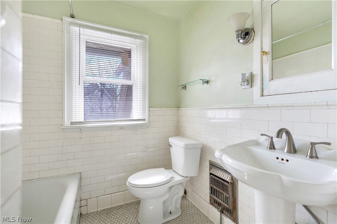 515 Federal Avenue NE Massillon OH 44646