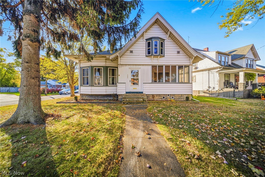 2306 Walnut Boulevard Ashtabula OH 44004