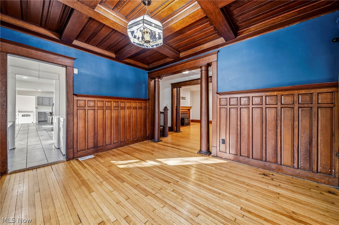 2306 Walnut Boulevard Ashtabula OH 44004