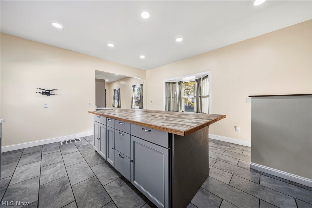 2306 Walnut Boulevard Ashtabula OH 44004