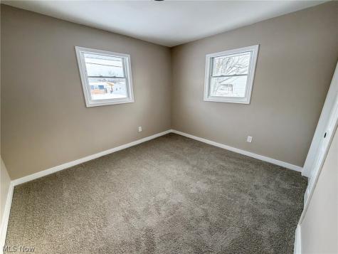 58 Rutledge Drive Youngstown OH 44505