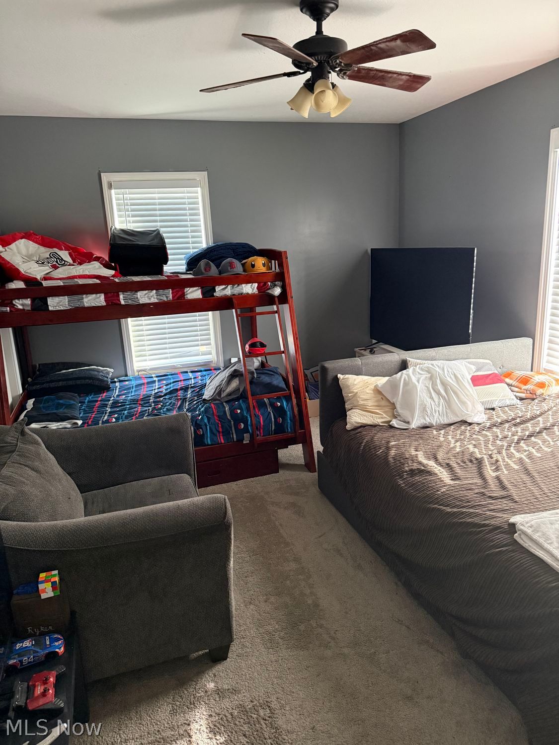 226 Mcconnell Street Uhrichsville OH 44683