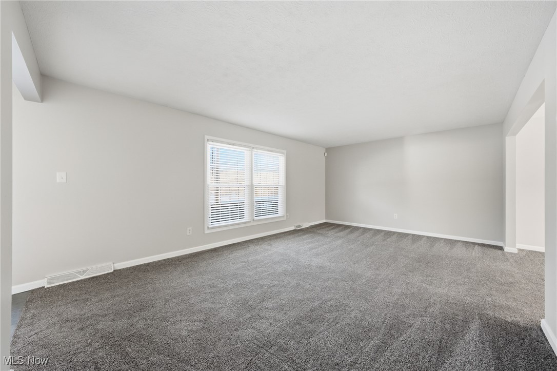 37222 Deer Run Solon OH 44139