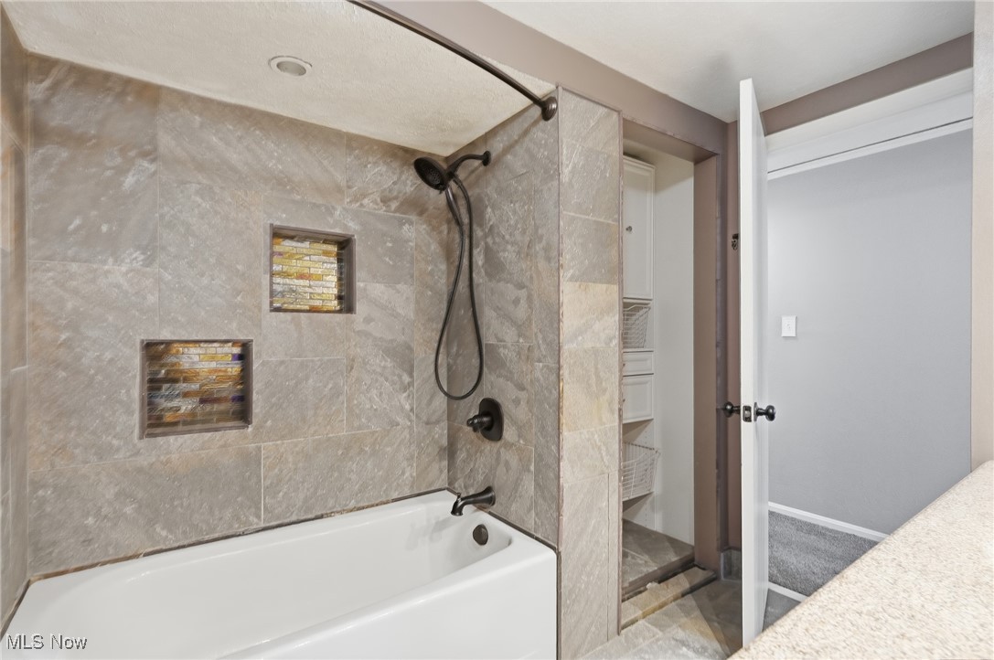 37222 Deer Run Solon OH 44139