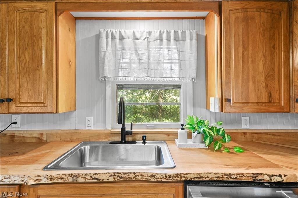 6018 Mayburn Barclay Road Farmdale OH 44417