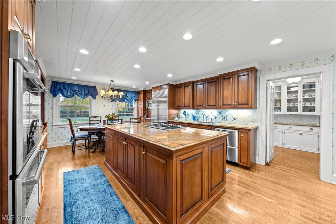 2431 Som Center Road Hunting Valley OH 44022