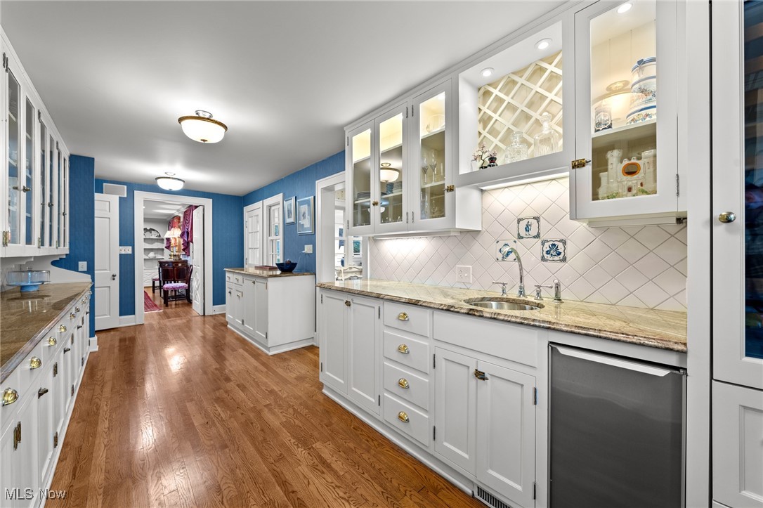 2431 Som Center Road Hunting Valley OH 44022